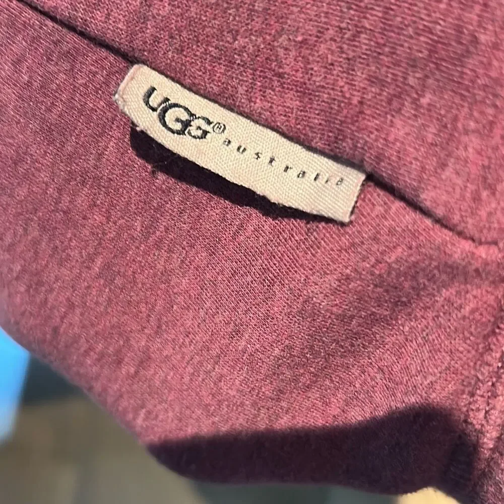 UGG Raspberry Shawl Collar Robe - Picture 8 of 9